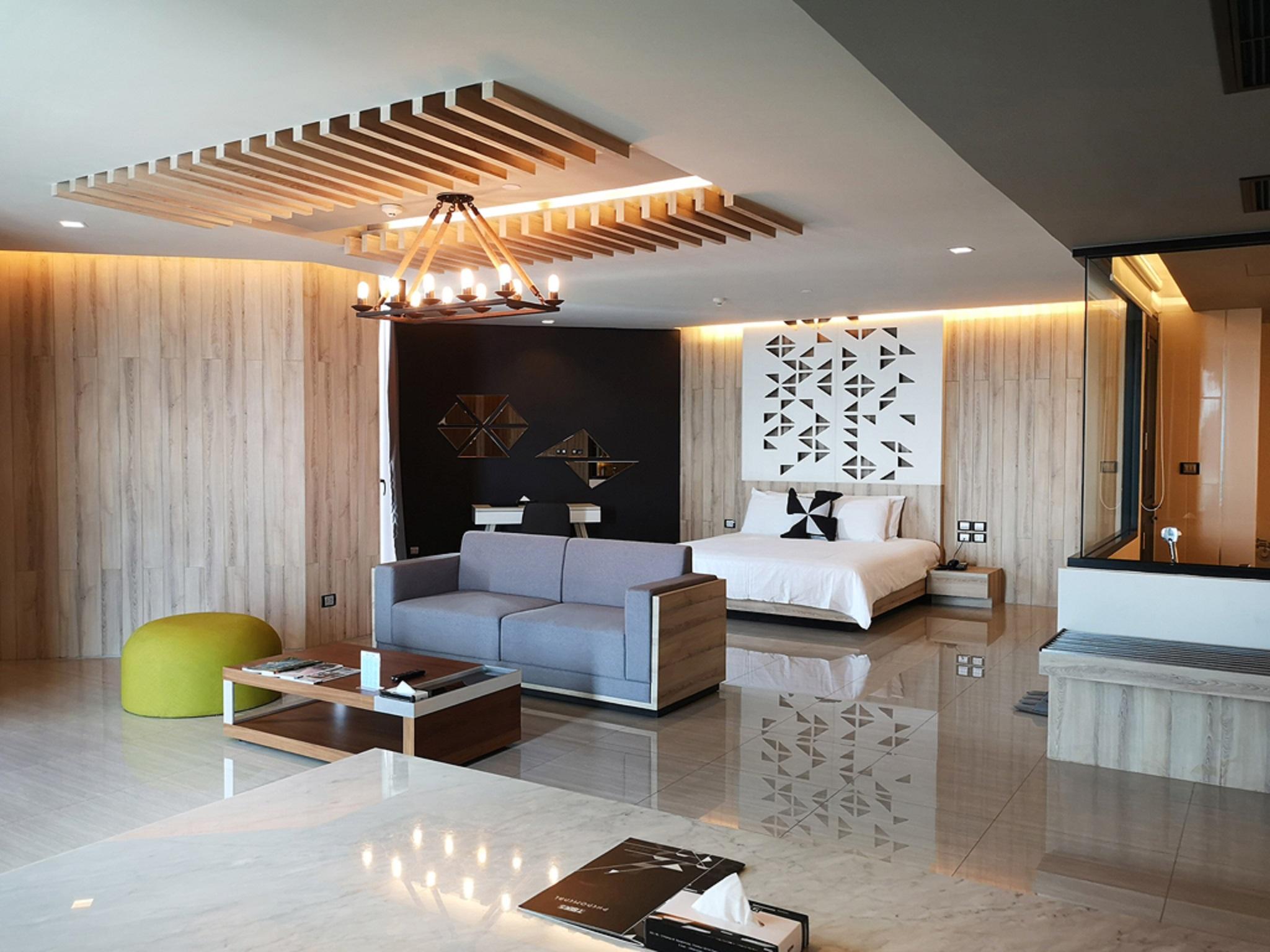 Tsix5 Phenomenal Hotel Pattaya Extérieur photo